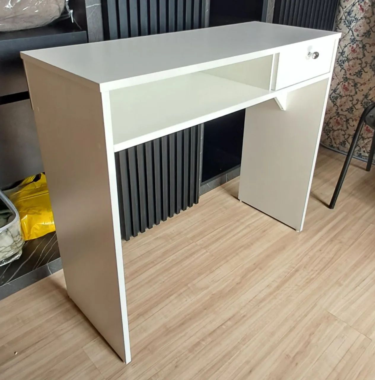 Mesa maquiagem MDF - Foto 2