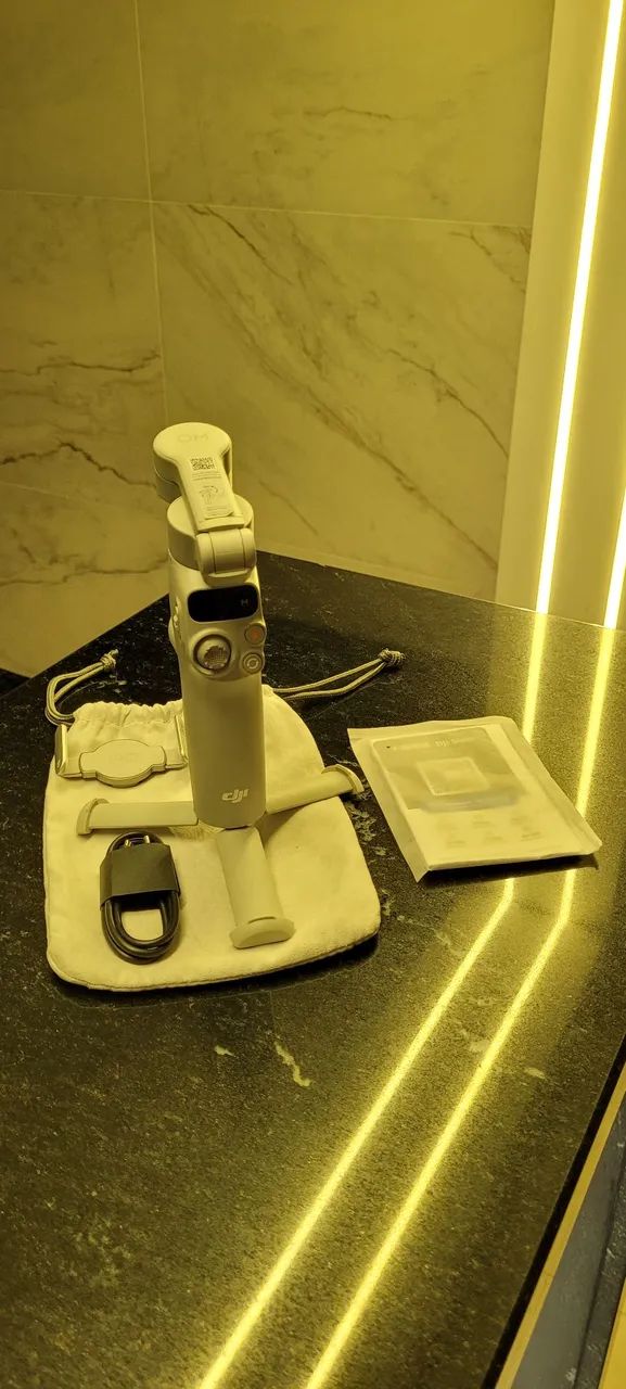 DJI OSMO MOBILE 7 