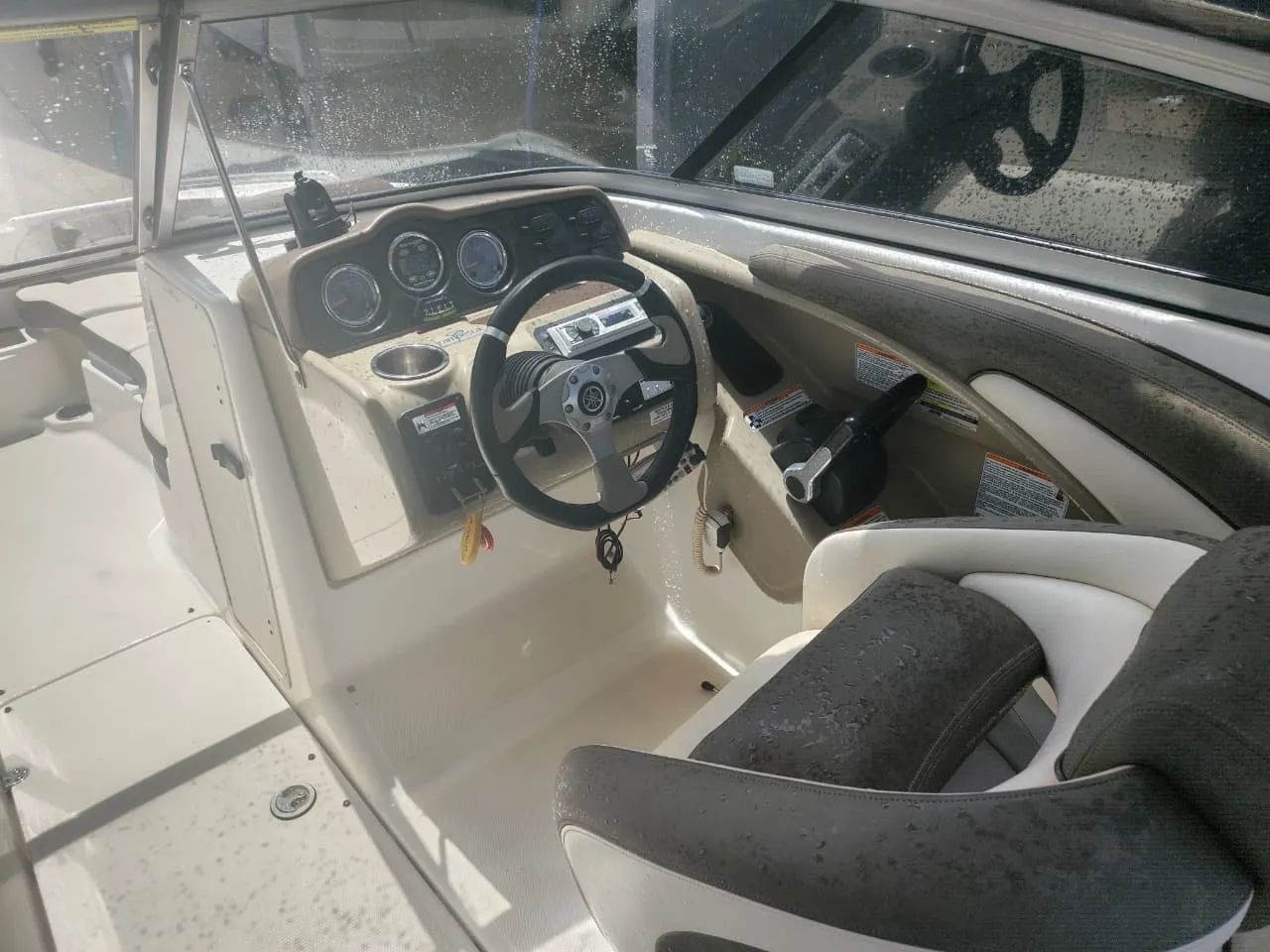 Jet boat Yamaha 242 S Limited  - Foto 15
