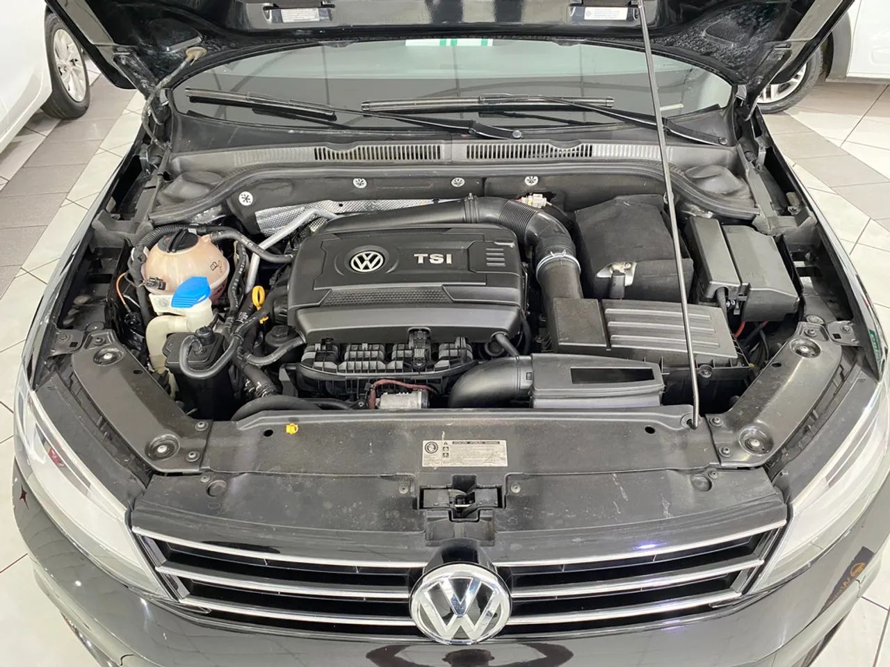 Volkswagen Jetta Highline 2.0 TSI 16V 4p Tiptronic, foto 13 de 15