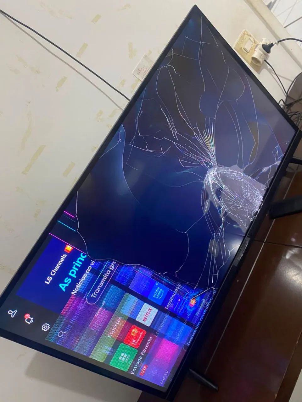 Vendo Tv smar LG 32  - Foto 4