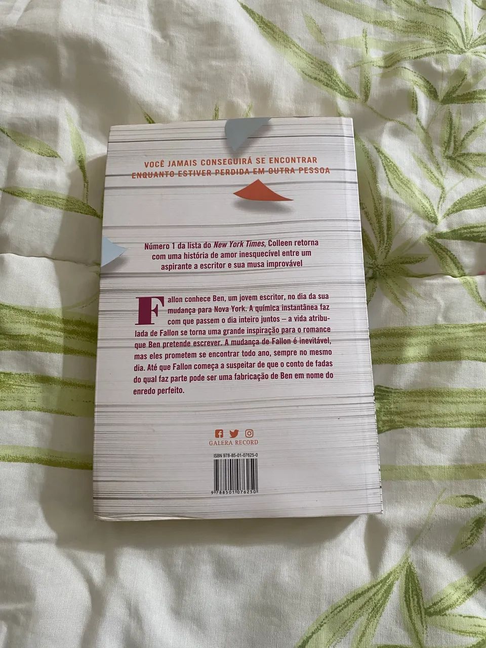 Novembro, 9 - Colleen Hoover - Capa mole - Foto 4