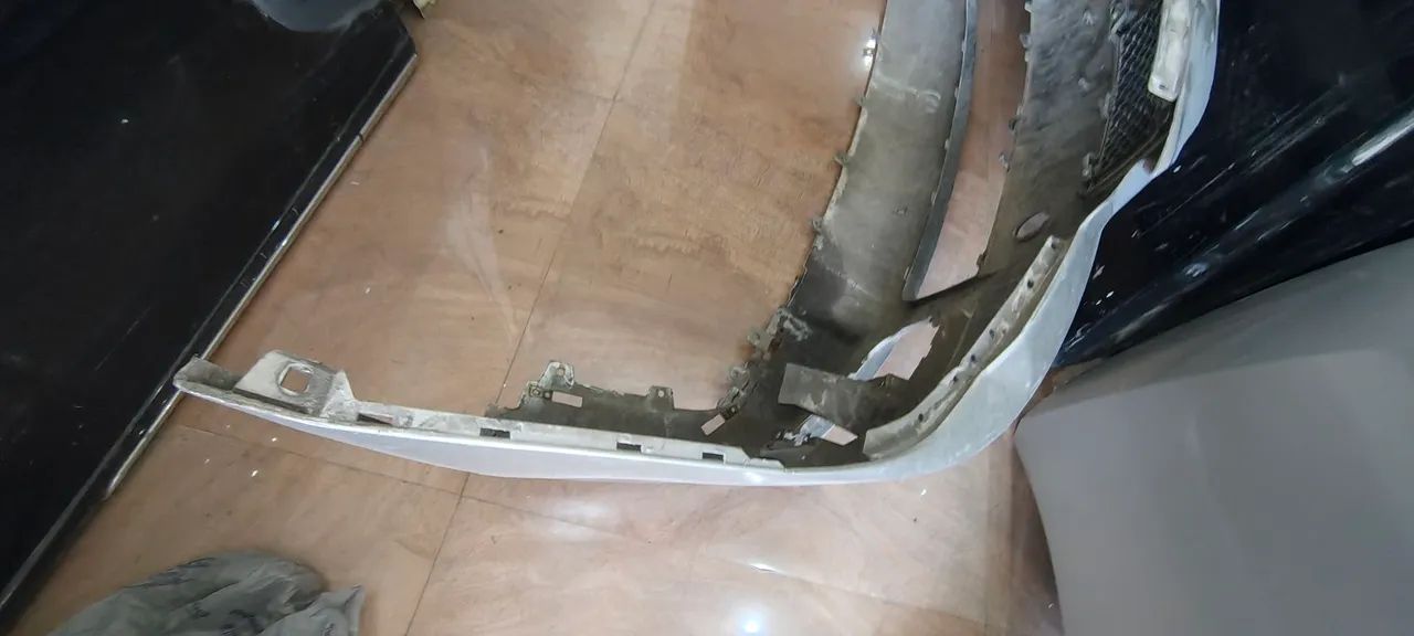 Para choque diant. Lancer - Foto 3