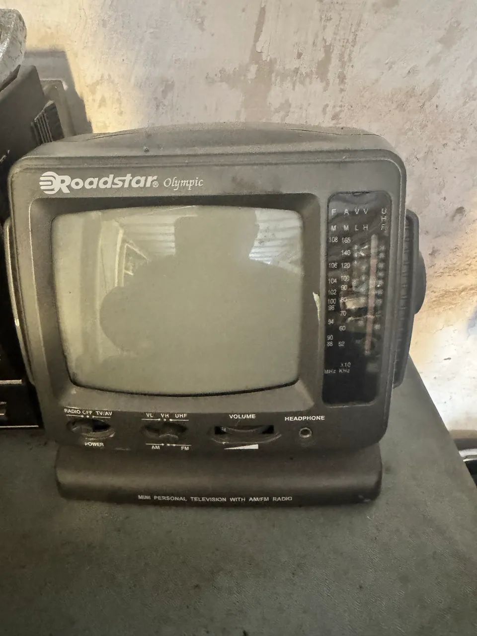 Mini tvs analógicas antigas - Foto 3