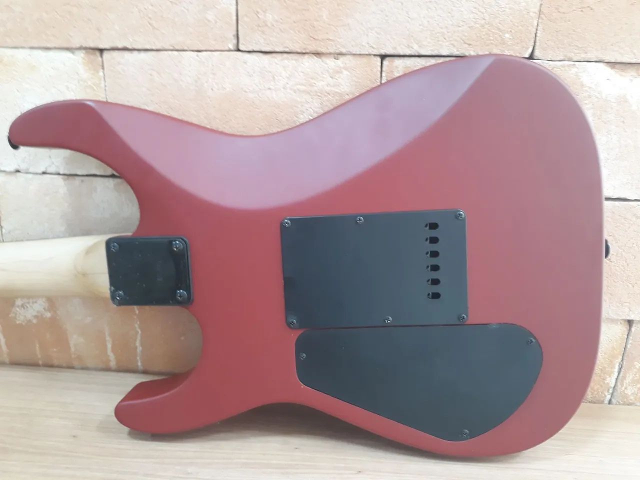 Guitarra jackson decada de 80 ( em excelente estado) - Foto 5