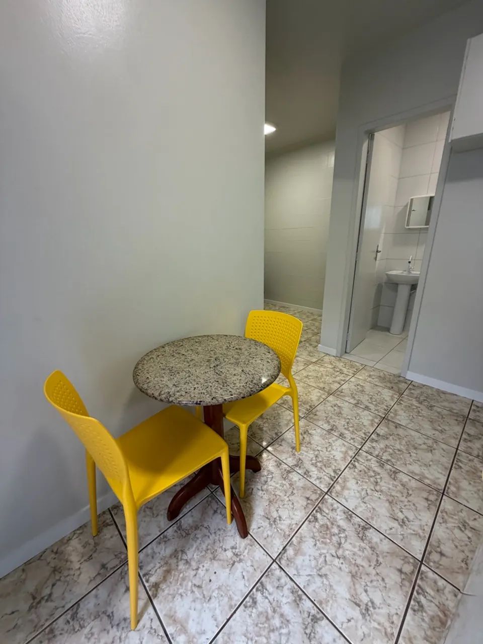 Apartamento/Kitnet Mobiliado - Jardim Atlântico - Foto 2
