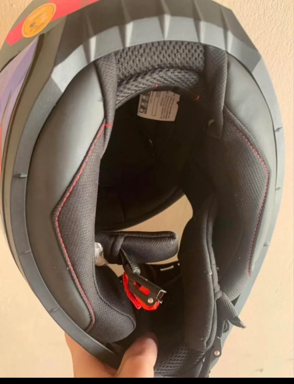 Capacete em perfeito estado  - Foto 4