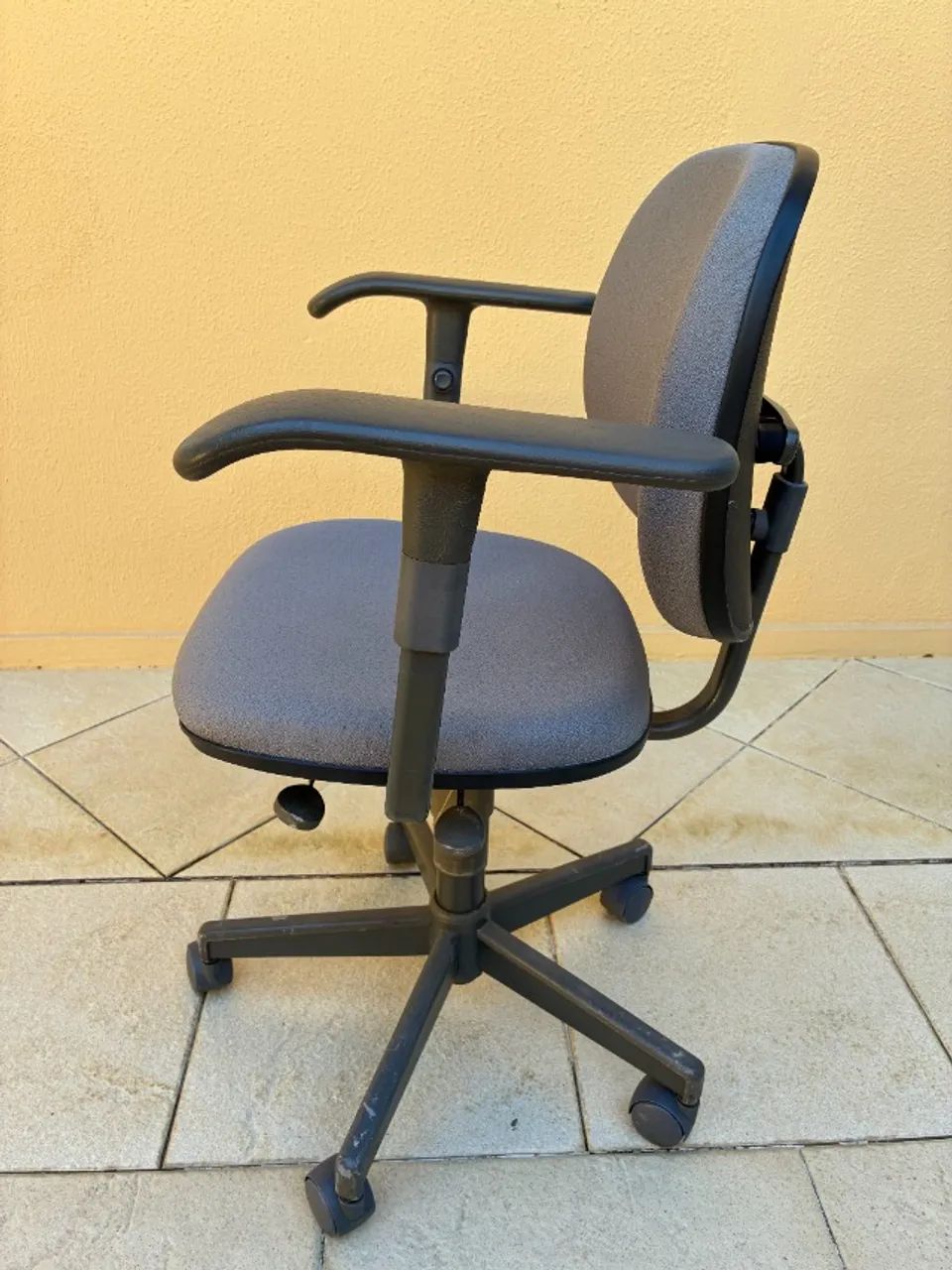 Cadeira Escritório - Foto 2