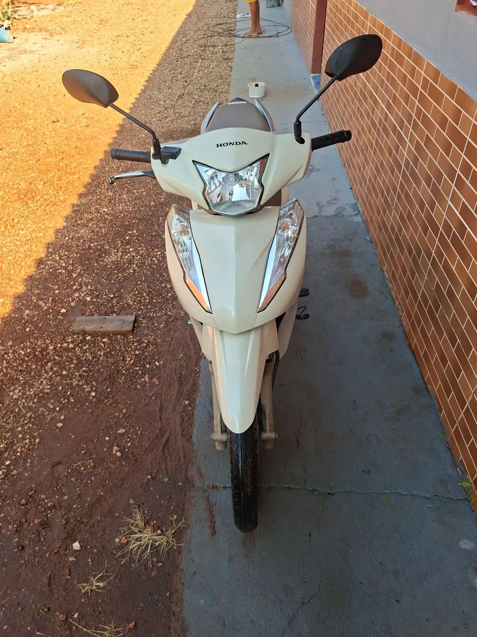 Biz 125 EX  - Foto 3