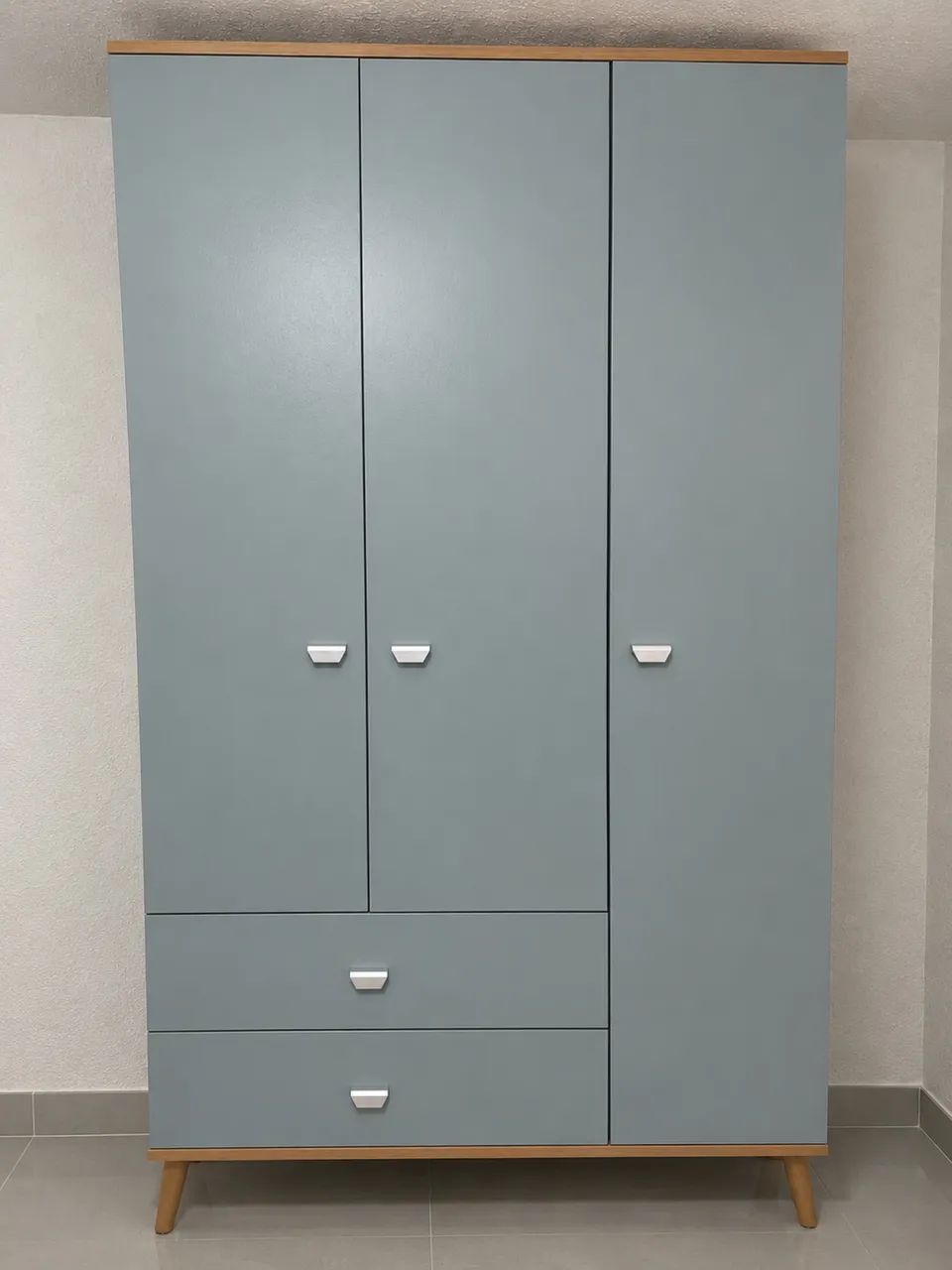 Guarda roupa, solteiro 
