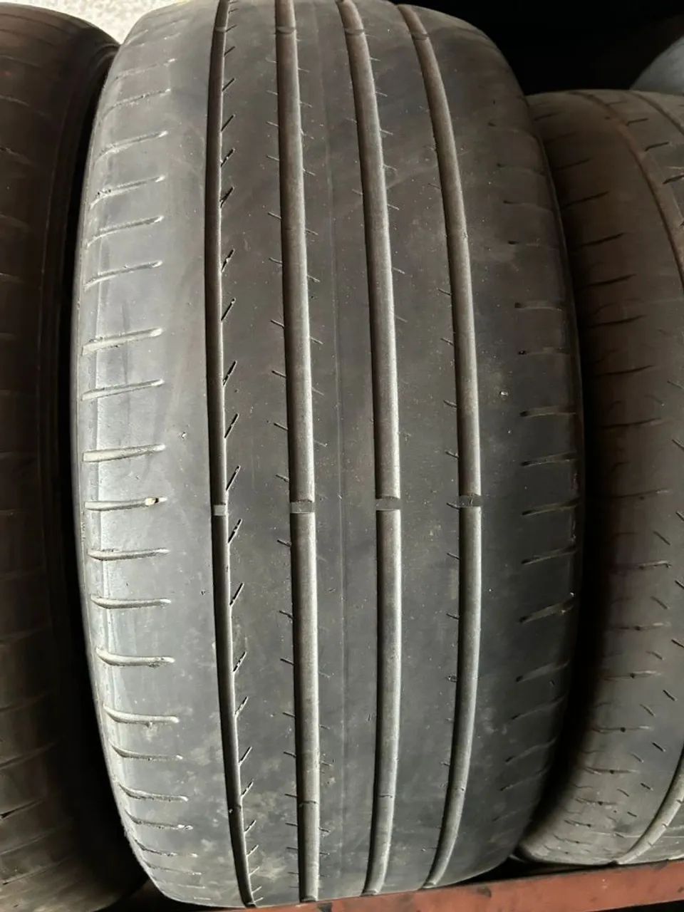 Pneus 215 50 17 - Foto 2