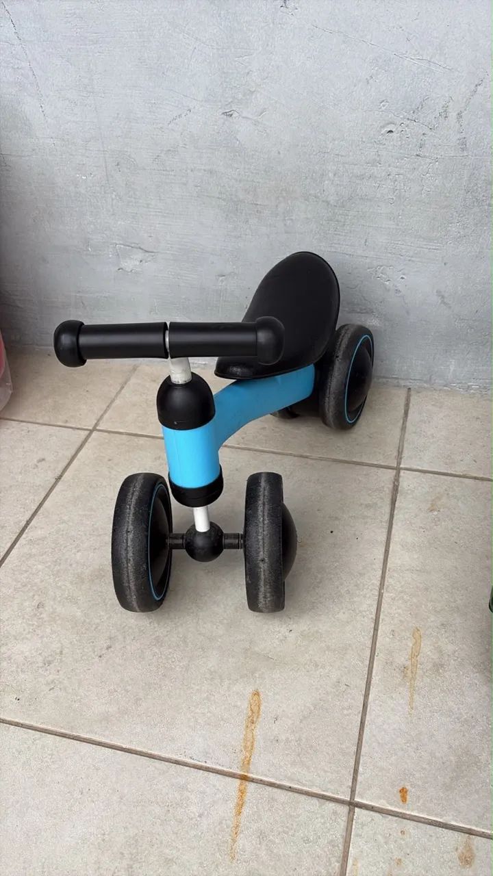 Bicicleta de equilíbrio 