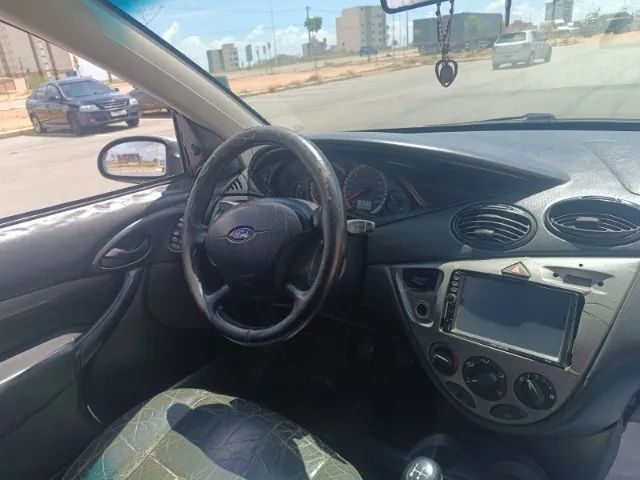 Ford Focus Focus Sedan 2.0 16V/2.0 16V Flex 4p 2005