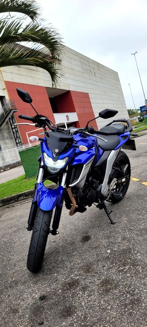 Fz25 2018  - Foto 3