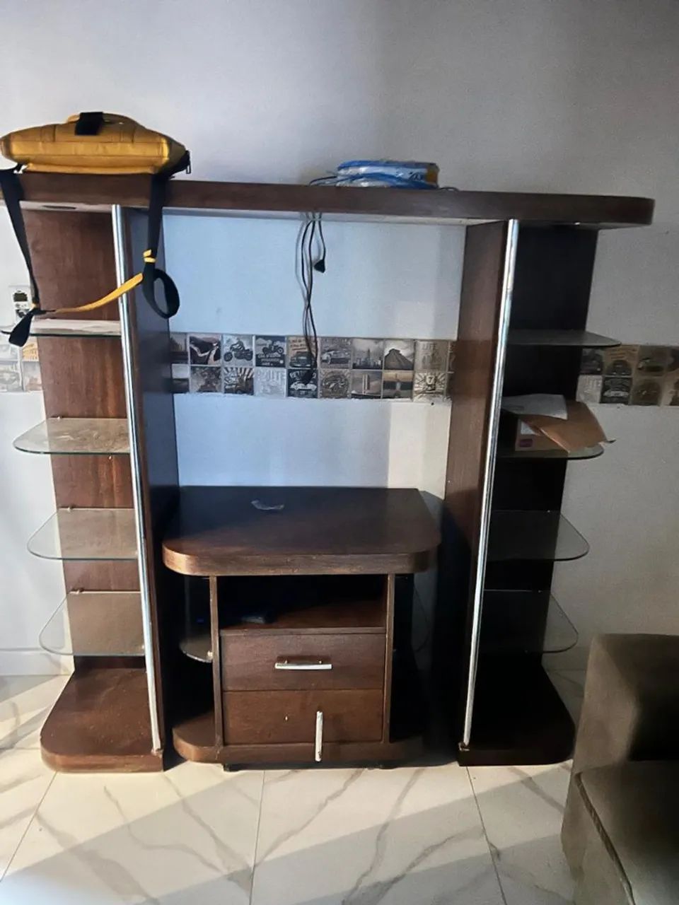 Vendo artigos de casa ! Sofá cama ! Estante ! E cadeiras  - Foto 3