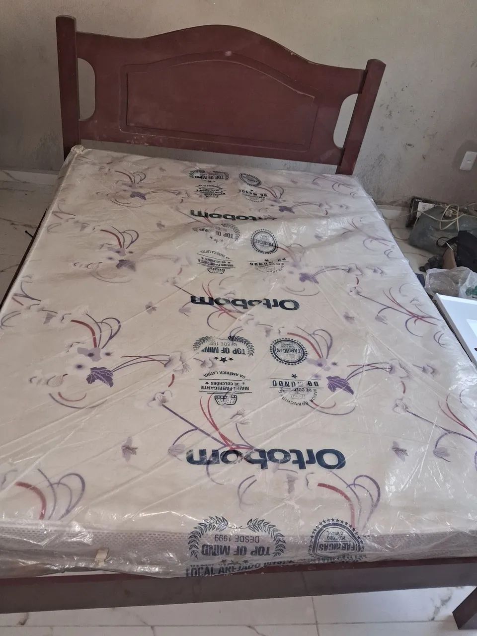 Cama e colch ão de casal D33  - Foto 2
