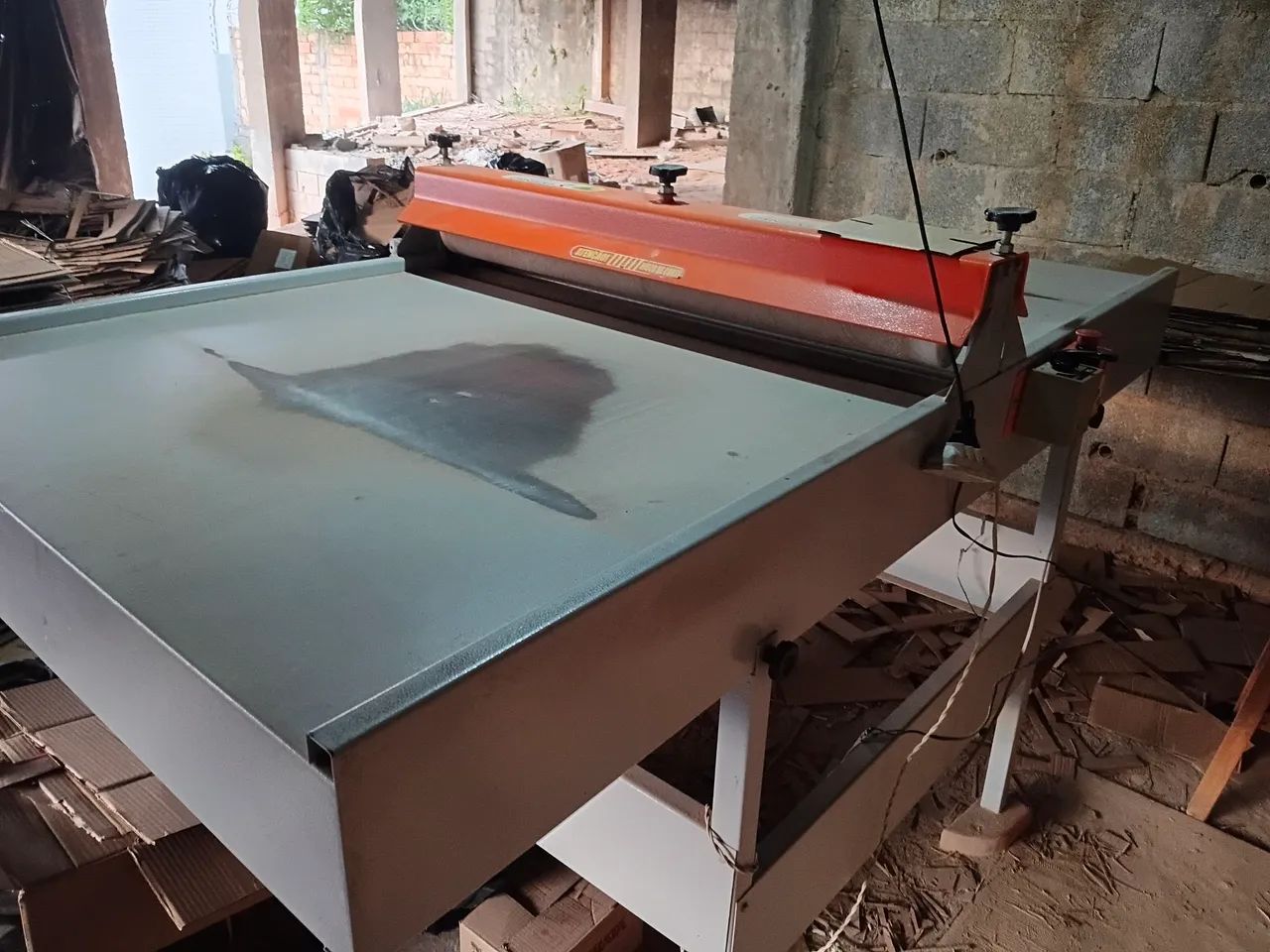 Maquina de corte e vinco - Foto 4