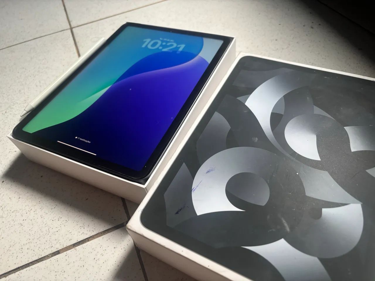 iPad Air 5 + Apple Pencil 64Gb M1 - Tablets e E-Readers - Santa