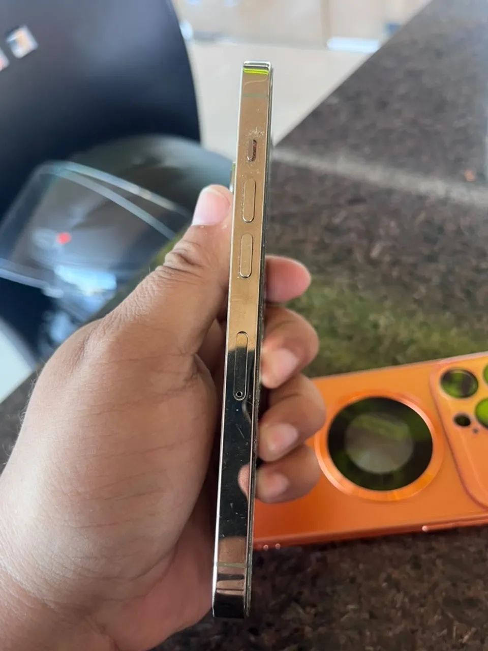 IPHONE 14 PRO  - Foto 4
