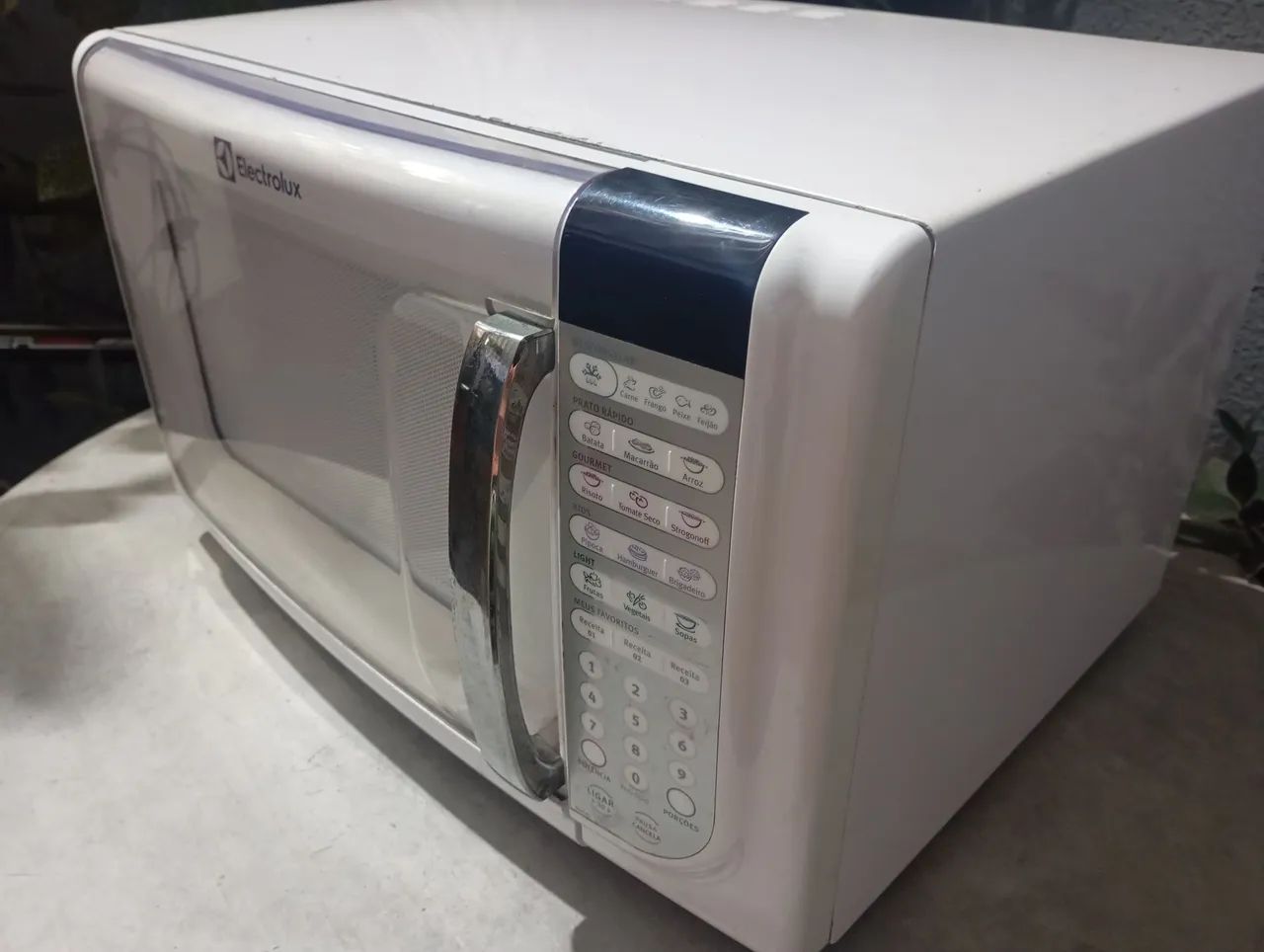 Microondas em perfeito estado - Foto 3