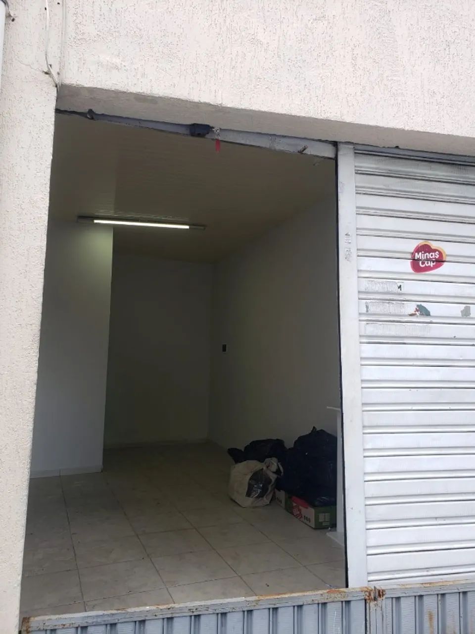 Alugo Loja em excelente ponto comercial do Caiçara - Foto 3
