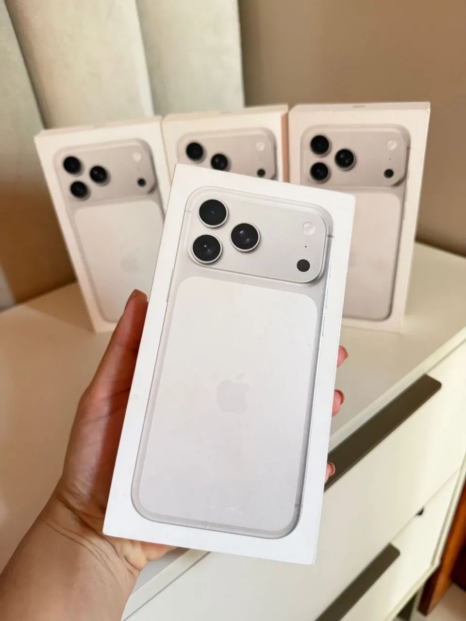 17 pro Max silver 256 gb