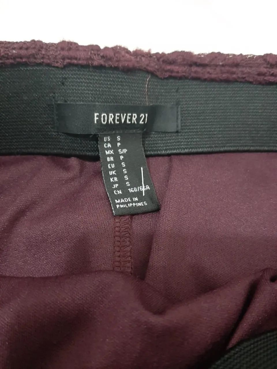 Saia Forever 21 com renda. - Foto 3