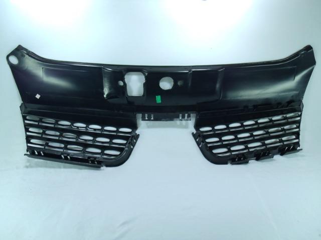 Grade Preta Superior Radiador Renault Clio 2003 2004 2005 - Foto 6