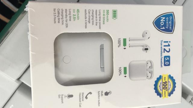 Fone via Bluetooth i12