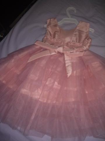 Vestido de festa rosa chá