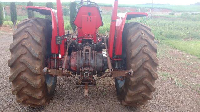 Trator MF 250 com implementos - Foto 2