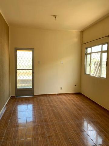 Casa de 2 quartos para locação no parque felicidade - Foto 2