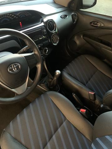 Toyota Etios 2015 - Foto 5