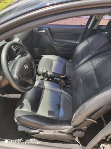 Astra Hatch Advantage 2.0 2011 - Foto 4
