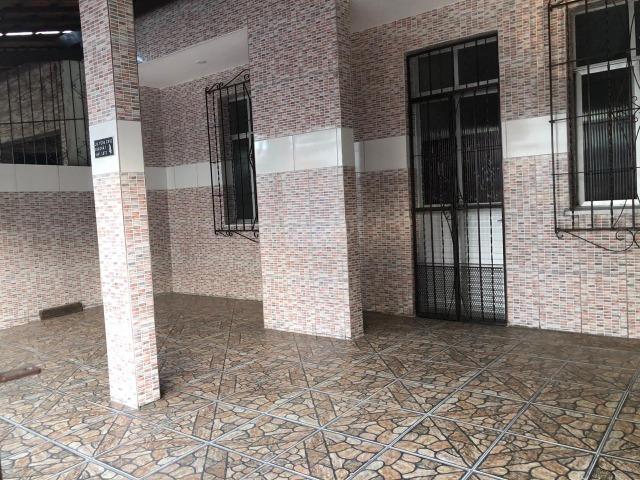 Perfeito Aluguel casa frente de rua no IAPI !! - Foto 2