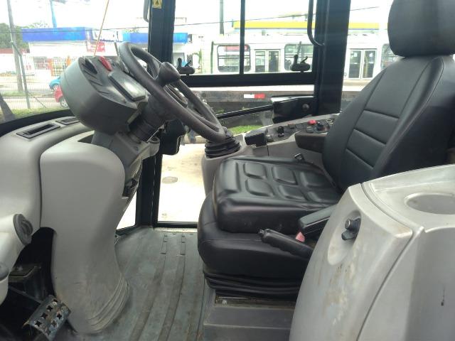 Pá Carregadeira CAT 908H - 2012