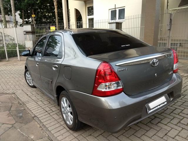 Toyota Etios Sedan 1,5 XLS 2017/18 - Foto 5