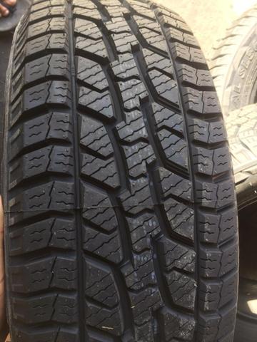 235/75/15 Modelo Cross zeros por apenas 425,00 - Foto 3