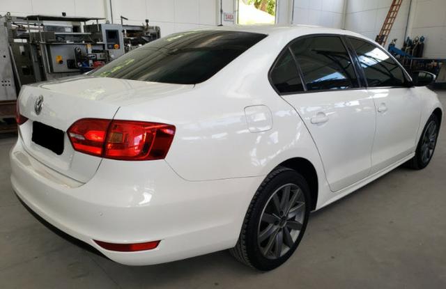 Jetta 2.0 Automático 11/12 Comfortline Tiptronic interior caramelo com teto solar - Foto 3