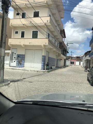 Tenho um apartamento no bairro da Bolívia lado do foro