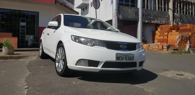 Cerato SX3 2011 para pagamento a vista