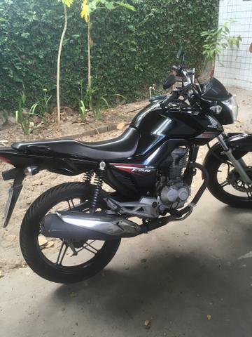 Moto fan 160 2017
