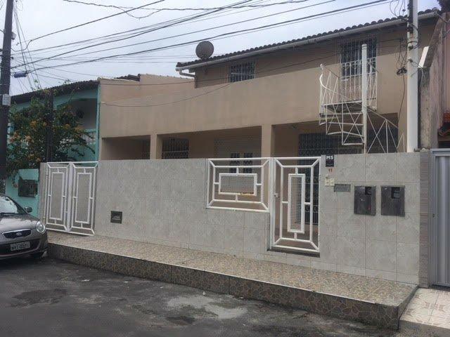 Casa 2/4 boa para escritório/ Itapuã 1o andar com entrada independente - Foto 2
