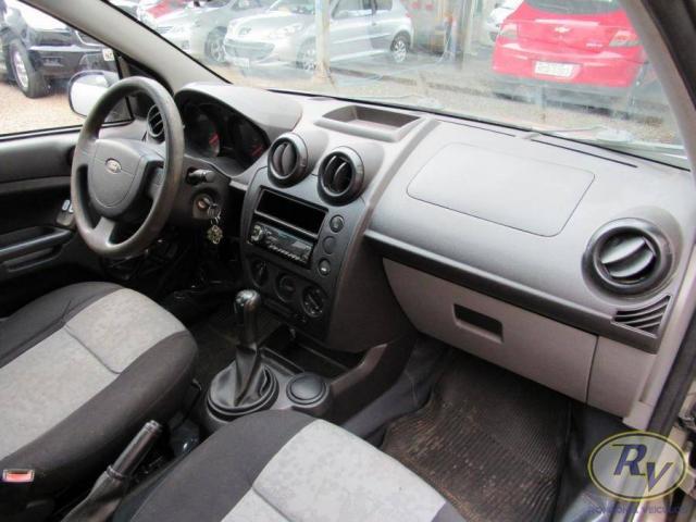 FORD FIESTA 2008/2009 1.6 MPI SEDAN 8V FLEX 4P MANUAL - Foto 8