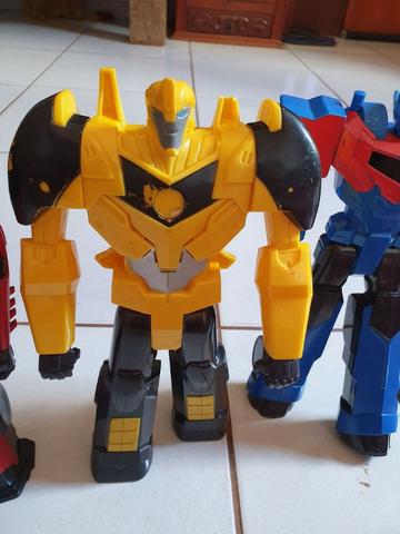 3 bonecos transformes lindos e originais da hasbro - Foto 3