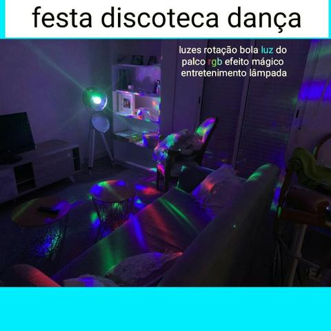 Luz Com efeitos e Toca Musica Via Bluetooth