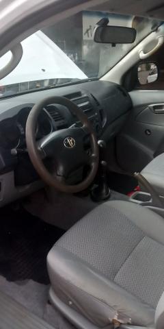 VENDO hilux 4x4 - Foto 2