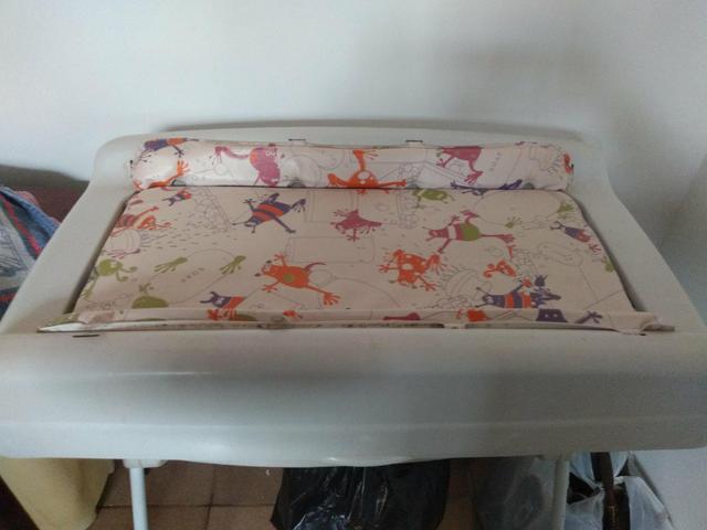 Vendo banheira de bebê semi nova