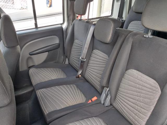 Fiat Doblo Essence 1.8 7 Lugares Com Baixa KM - Foto 6