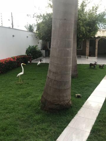 Casa Moderna de 5 quartos sendo quatro suítes toda no Blindex e porcelanato - Foto 14